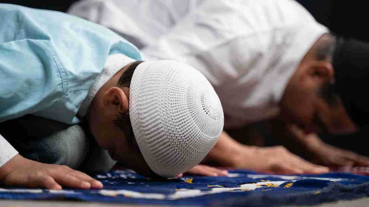 3 Rakat Farz Namaz Ka Tarika । 3 रकात फर्ज नमाज का तरीका